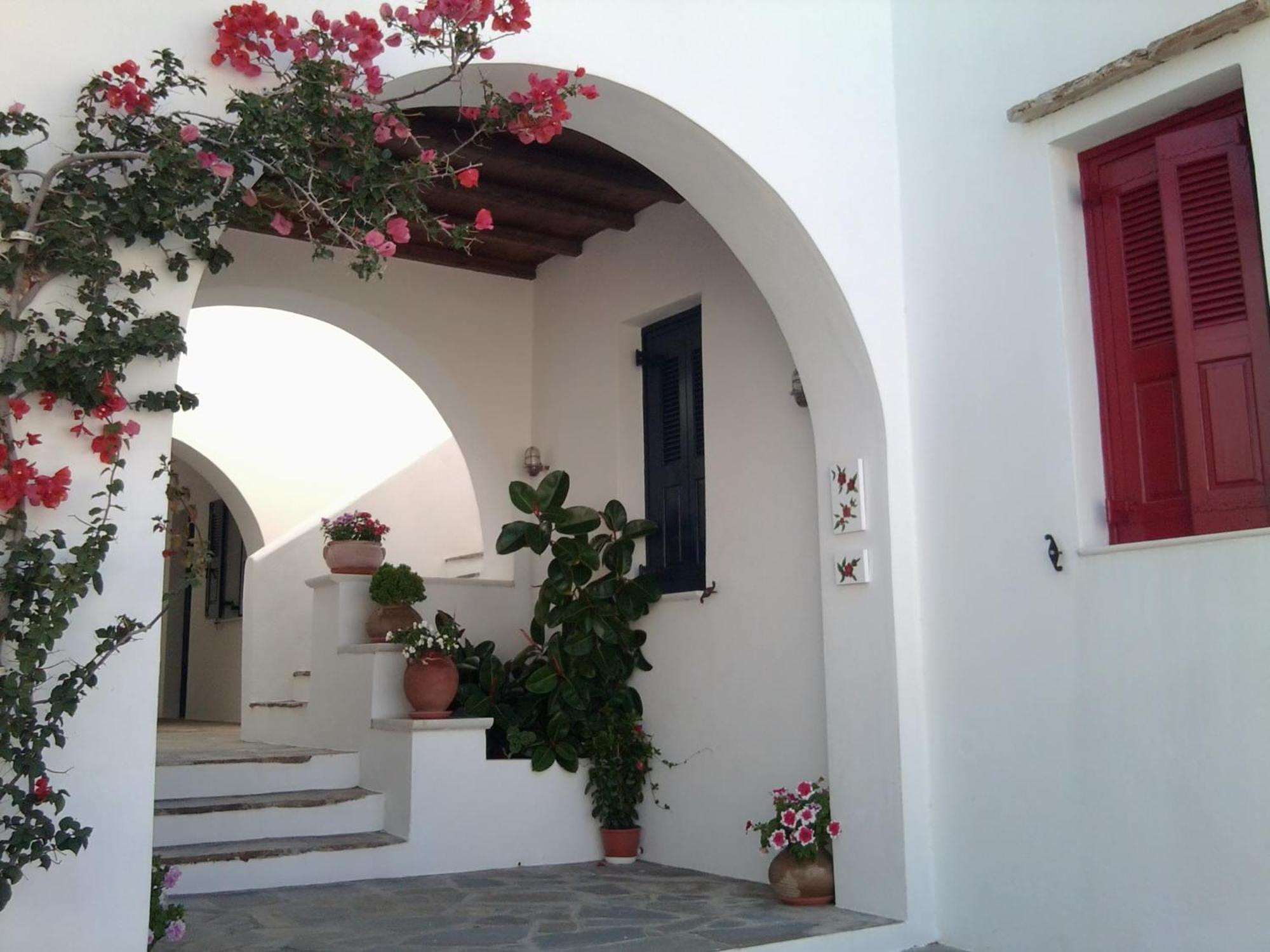 Elisso'S Philoxenia Agios Prokopios (Naxos) Exterior foto